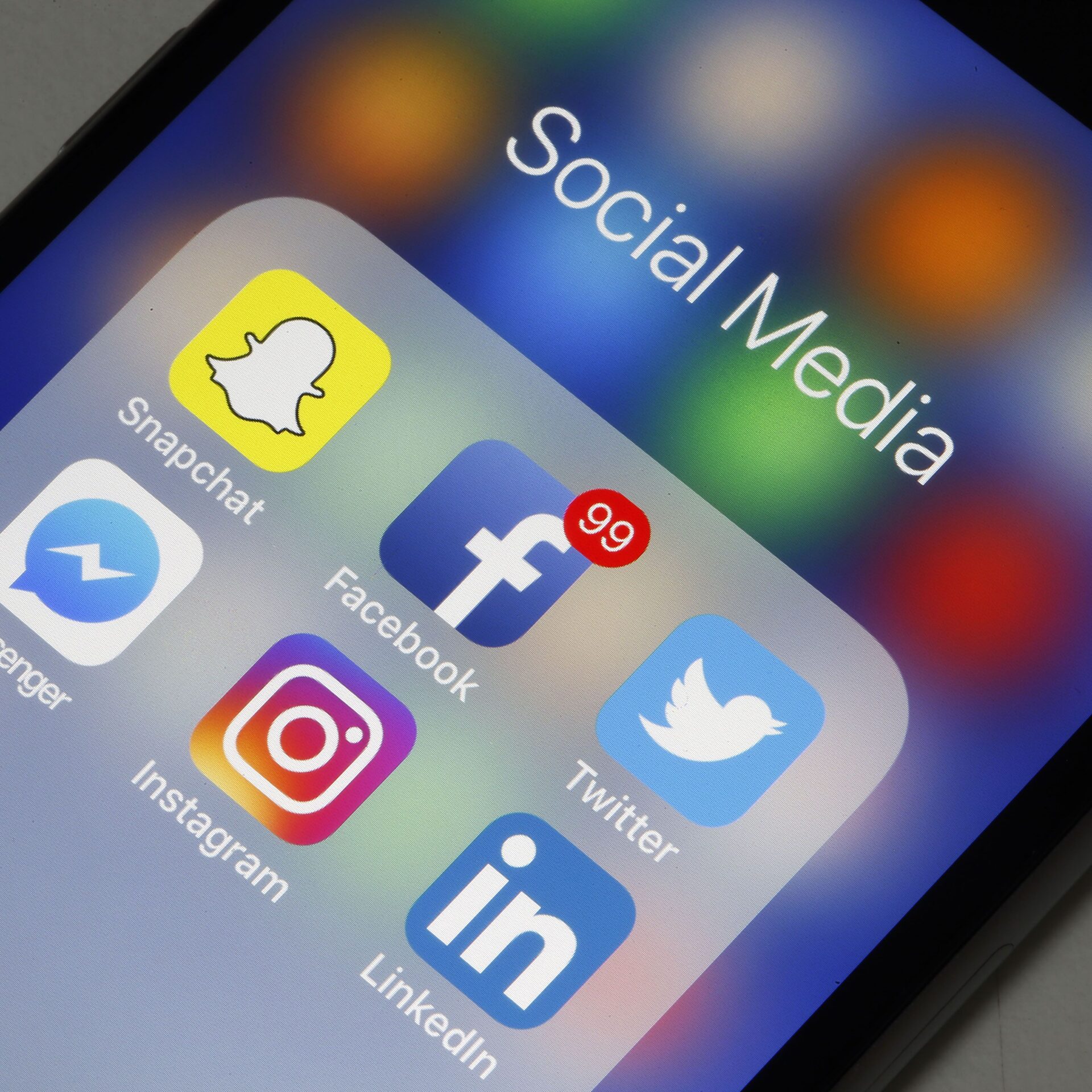 Optimalkan Strategi Pemasaran dengan Data Monitoring Sosial Media
