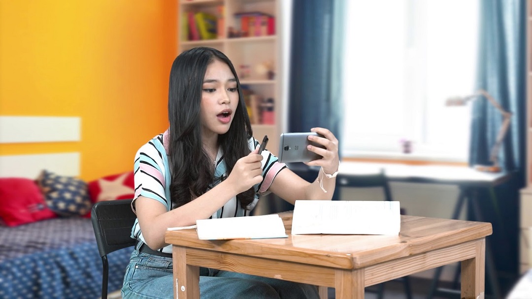 Belajar Online SMP dengan Smartphone: Tips Efektif dan Platform Terbaik