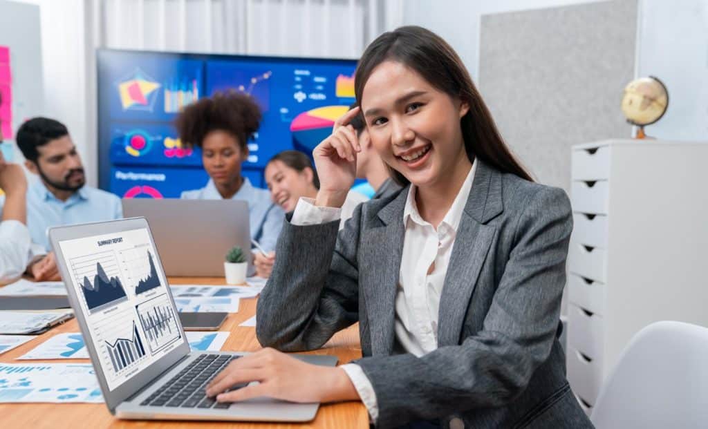Penjualan Stagnan Meski Promosi Sudah Gencar? Saatnya Gunakan Jasa Online Marketing untuk Bisnis Anda